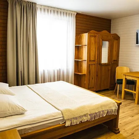 Hotel Zatyshok Nad Prutom Bukowel