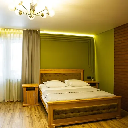 Zatyshok Nad Prutom Hotel