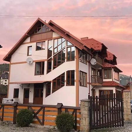 Zatyshok Nad Prutom Bukovel