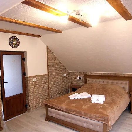 Zatyshok Nad Prutom *